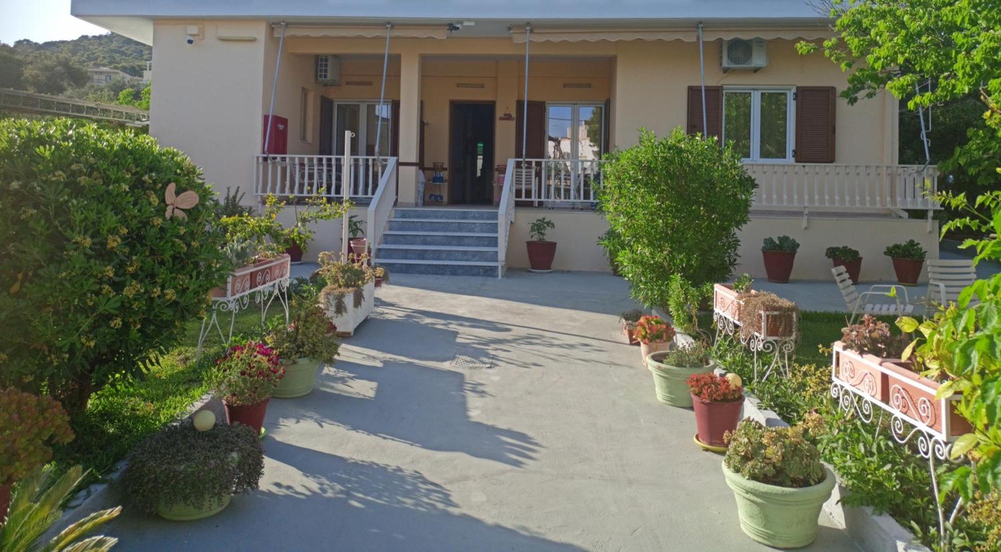 Finikas Rooms Agia Marina  Luaran gambar