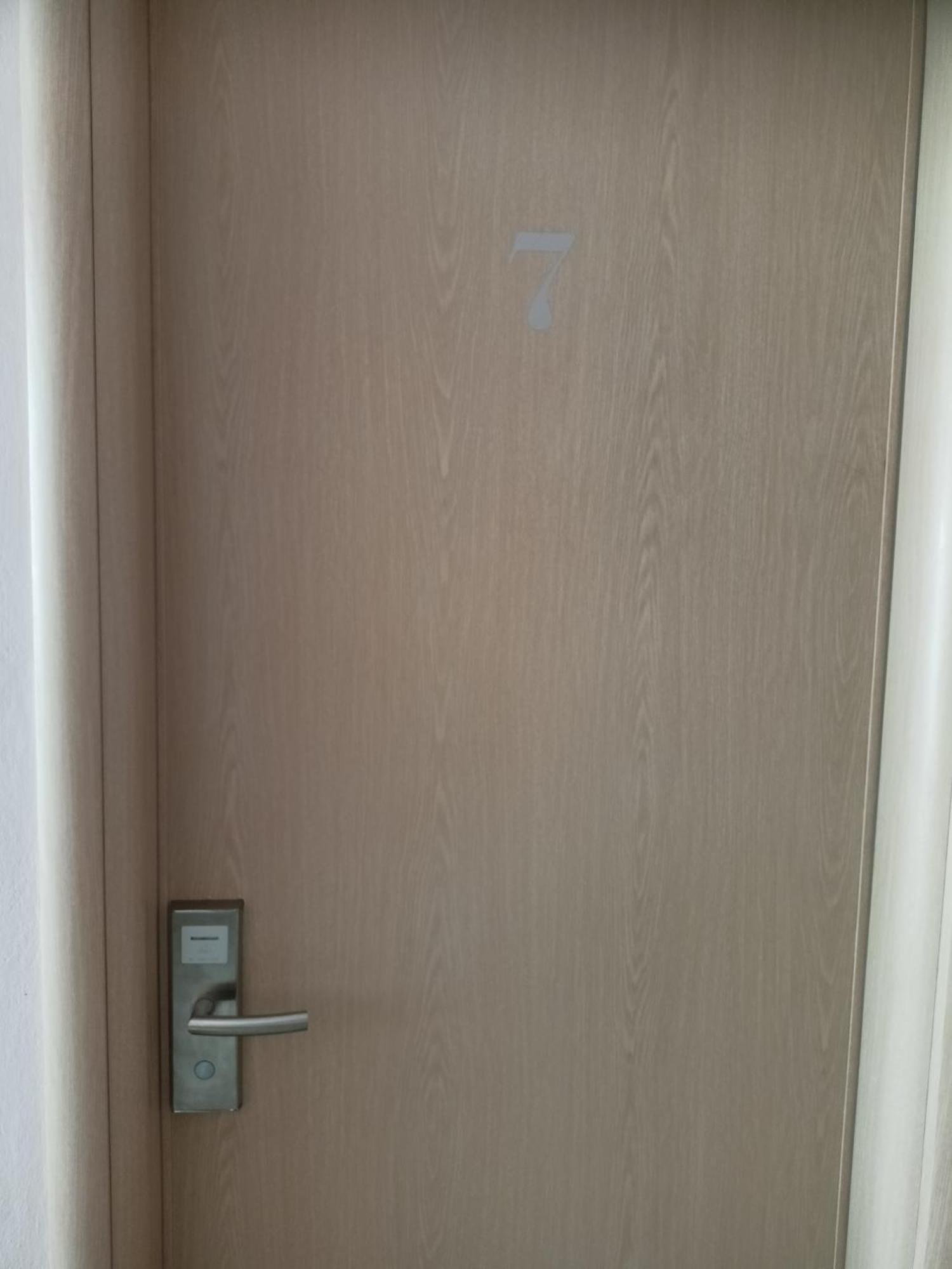 Finikas Rooms Agia Marina  Bilik gambar