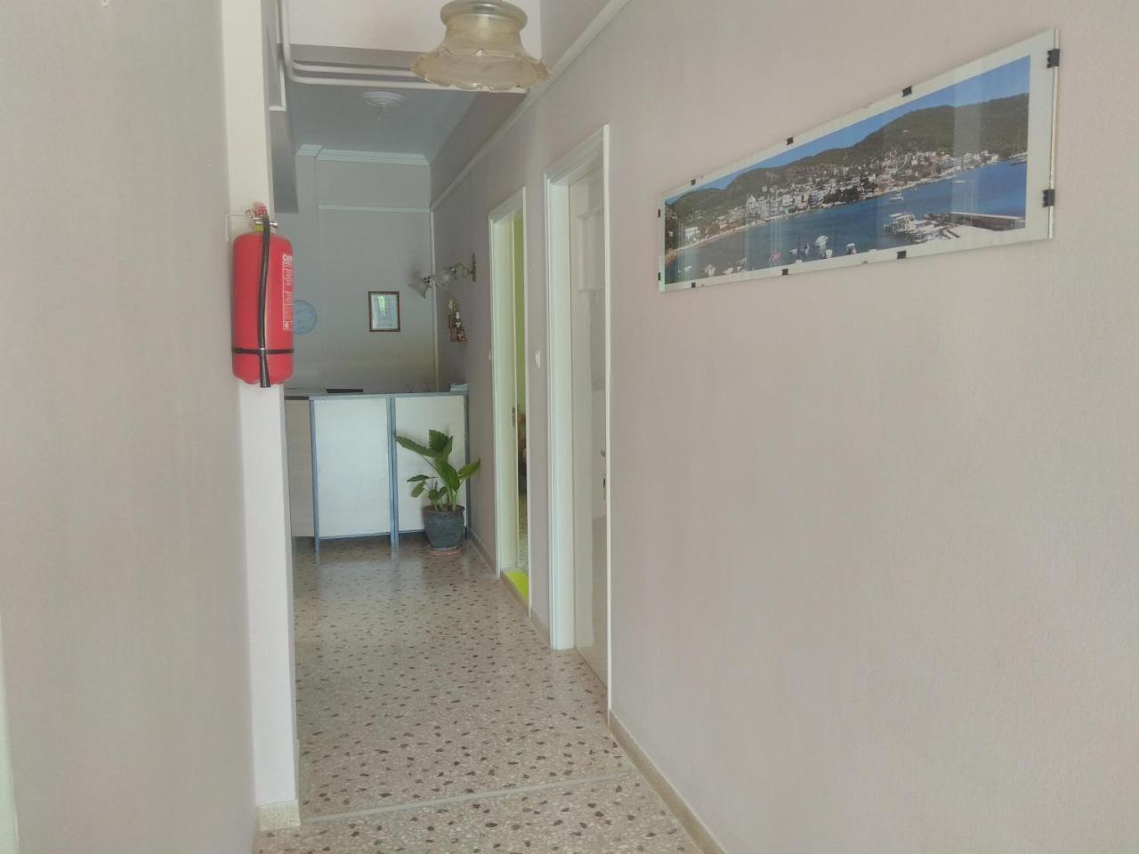 Finikas Rooms Agia Marina  Luaran gambar