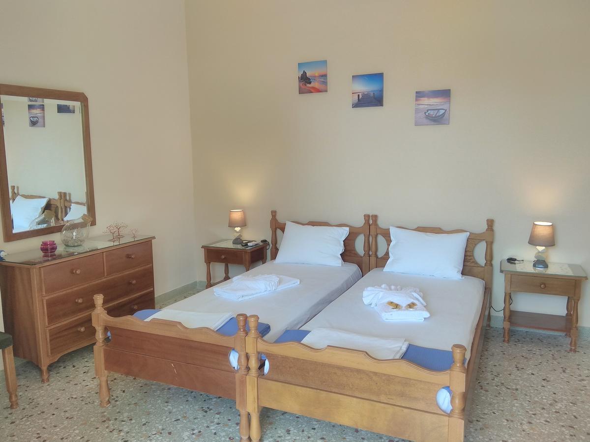 Finikas Rooms Agia Marina  Luaran gambar