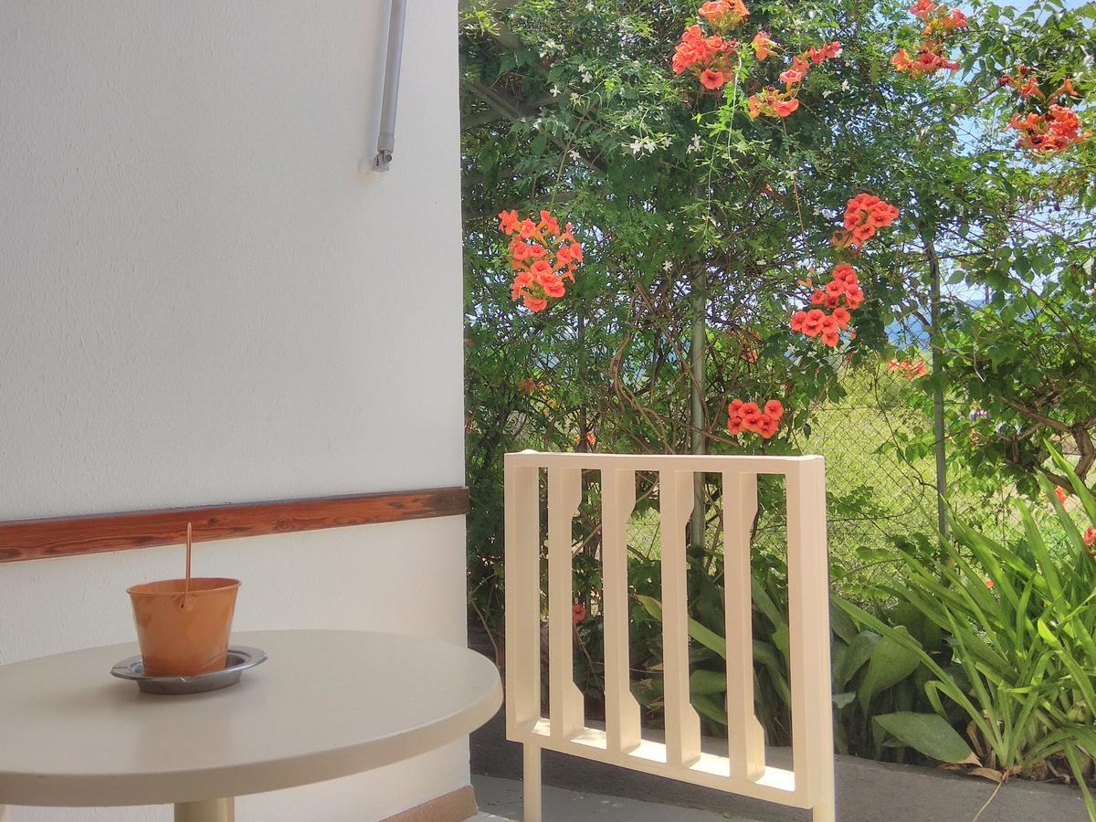 Finikas Rooms Agia Marina  Luaran gambar
